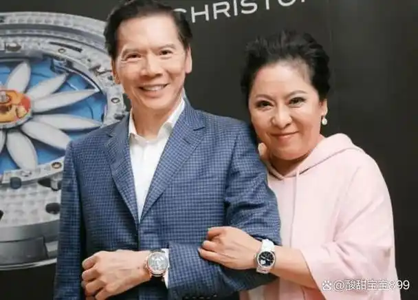 向华强的豪华寿宴复活梅艳芳和张国荣献唱这人却不给面子