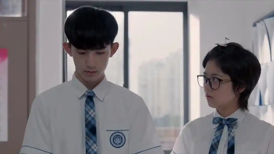 少年派:钱三一帮妙妙背锅,却被误会喜欢校花,郭俊辰:你真会猜_哔哩