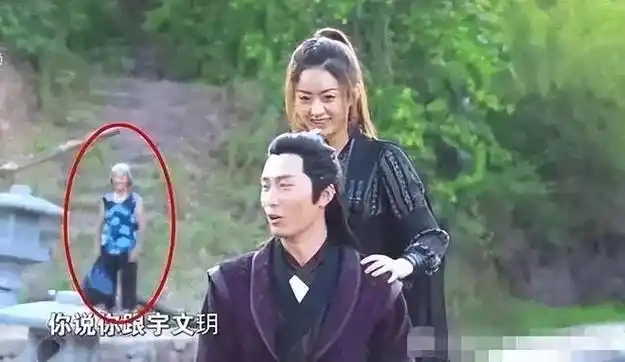 这些哭笑不得的穿帮镜头现在都成为了经典你都看过哪些