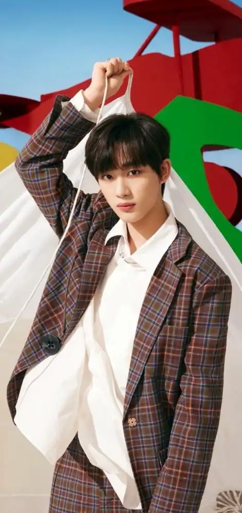 壁纸|丁程鑫时代少年团超清全屏合集_腾讯新闻