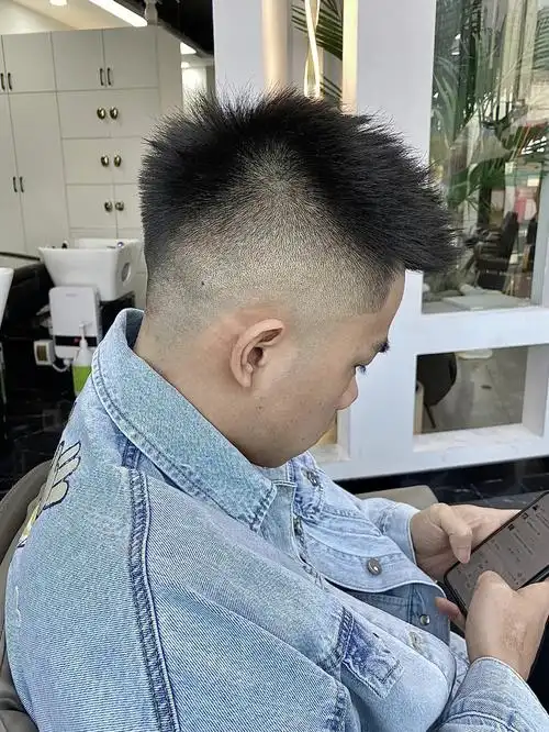 男士发型夏日飞机头76