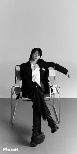 肖宇梁2021杂志图,极富表现力,每张都好绝