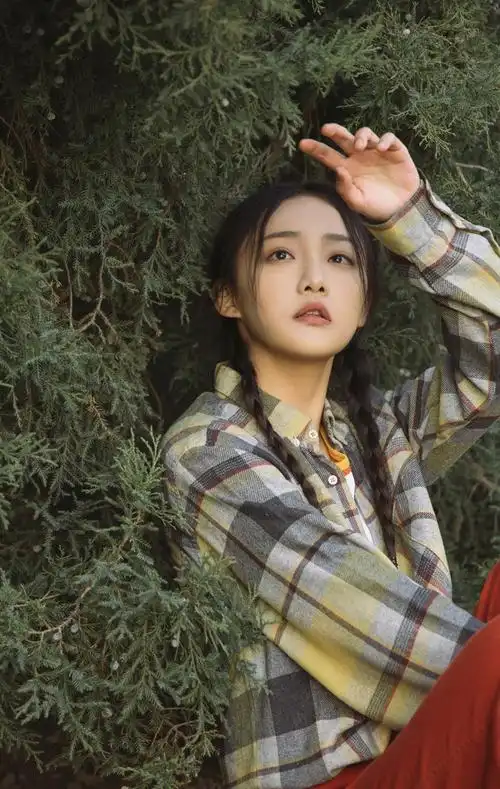 吴佳怡|格子衬衫文艺写真