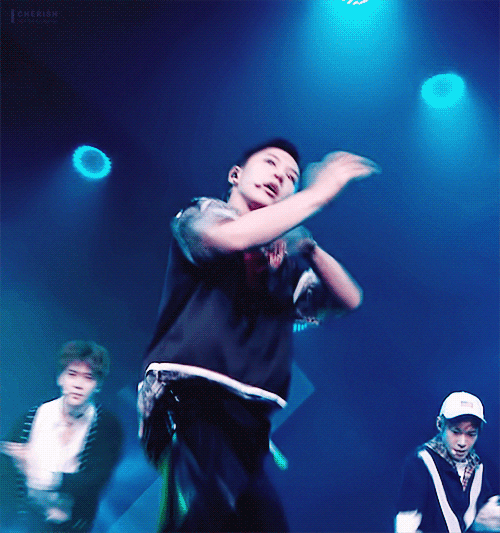 nct美男跳舞慢动作gif动图_动态图_表情包下载_soogif