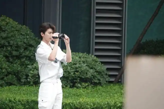 钟表与奇迹2023##蔡徐坤代言tagheuer泰格豪雅##愚人节站姐团建