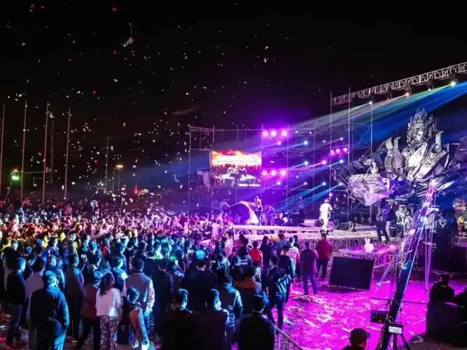 电音节马拉松音乐节这个夏天在乌苏嗨起来