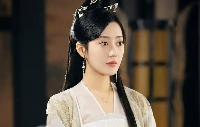 龚俊新剧女配,凭《知否》出圈,24岁的她渐入佳境_王梓薇