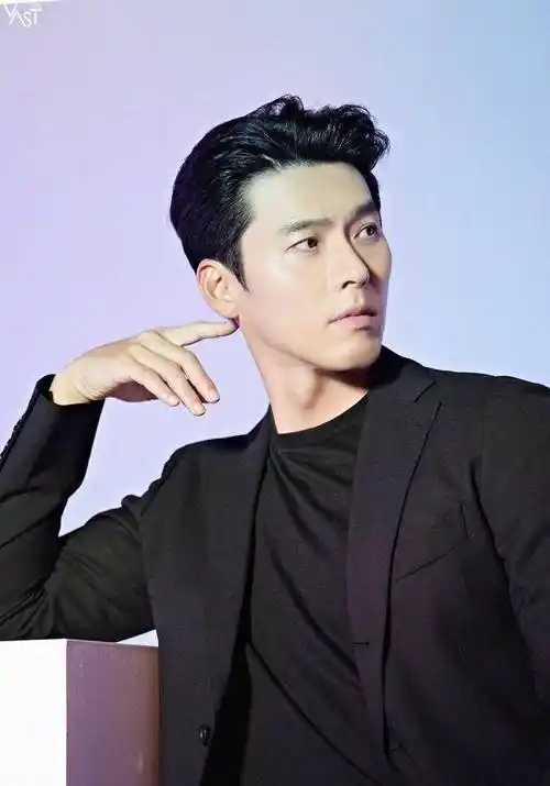 玄彬近照曝光!捡到孙艺珍的玻璃鞋变身童话白马王子,网:炸二头肌_作品