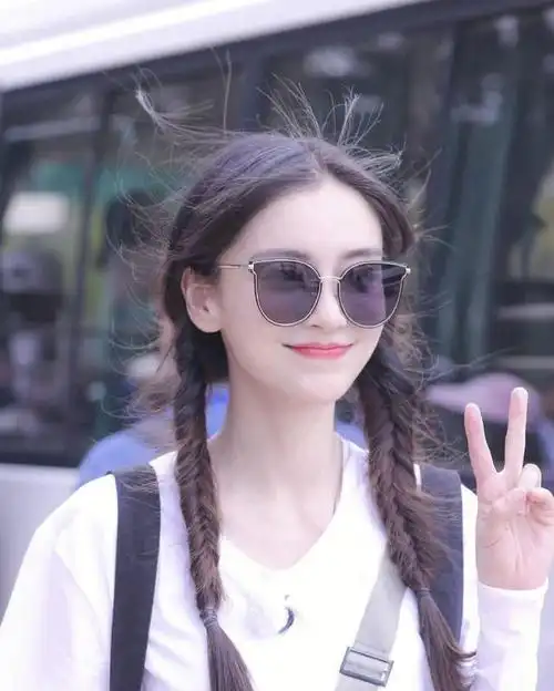 杨颖沦落成这般田地怪不了别人