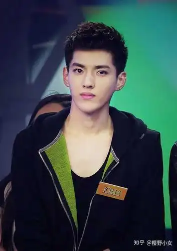 吴亦凡,人间的神.