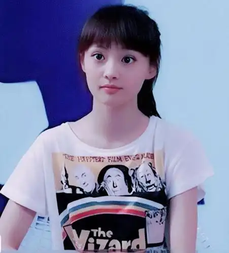 郑爽出道前旧照被扒齐刘海高马尾看清颜值不愧是小仙女