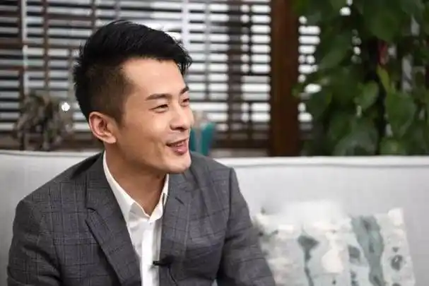 辛巴是做什么起家的(辛巴家族大起底)(7)