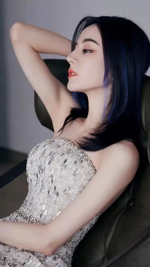 迪丽热巴美图欣赏__财经头条