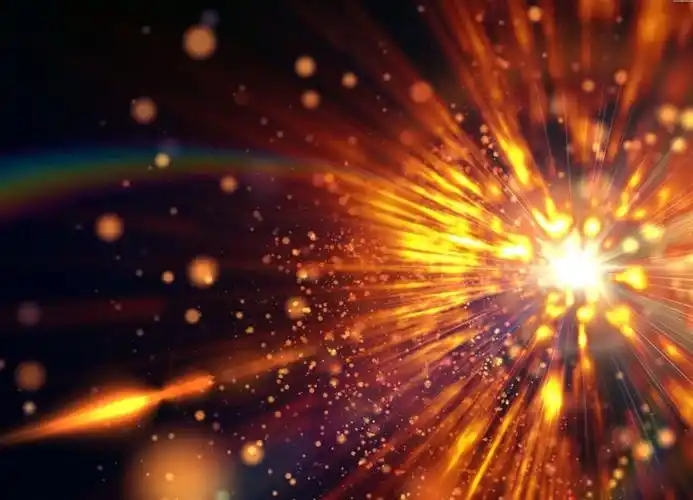 读睡诗歌《火花——致鹰眼》