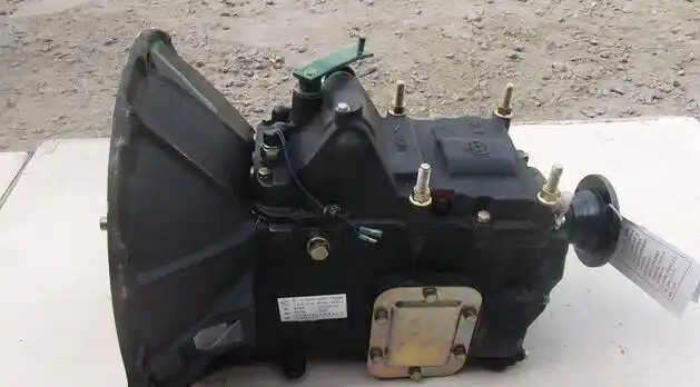 北京旗铃lg5t100b06变速箱总成 朝柴发动机专用 一轴24齿花键