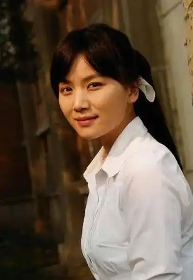 真有这么像的人,和刘涛如同姐妹,曾是陈思诚的女友,女人味超足_曹曦文