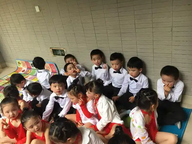 伟才幼儿园 中c班 六一剧场六一文艺汇演照