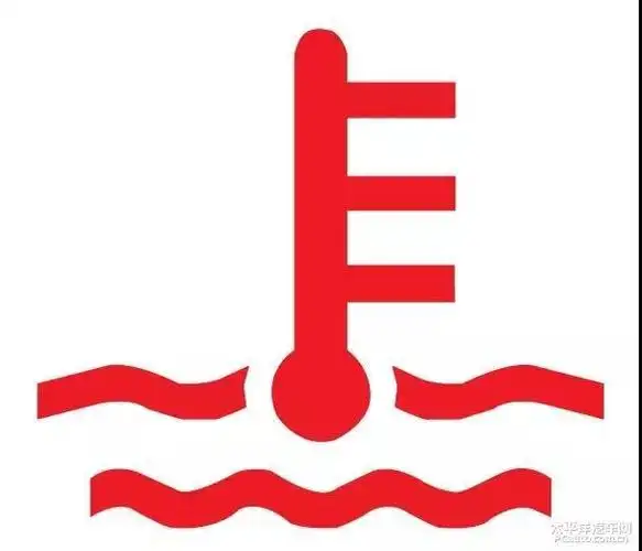 小心打开壶盖,加点纯净水可以救急记得回来后再换冷却液相似的还有