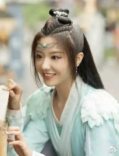 青青角色介绍_遇龙演员表青青_电视剧_吉剧网