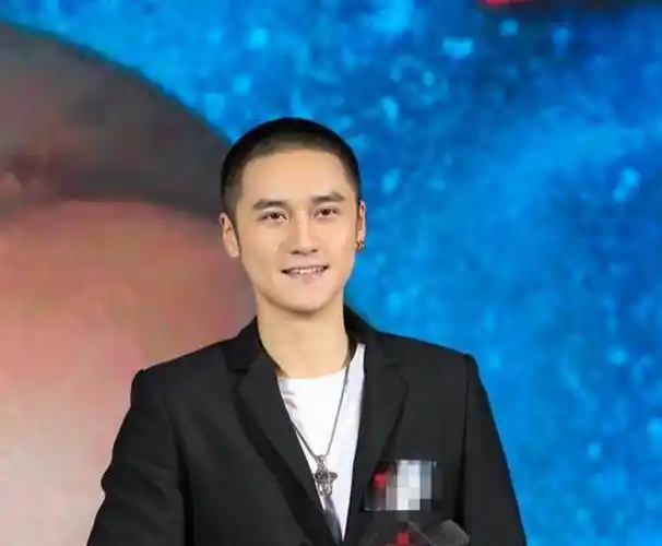 剪了寸头,才知道颜值到底高不高,果然寸头不是谁都能剪的!