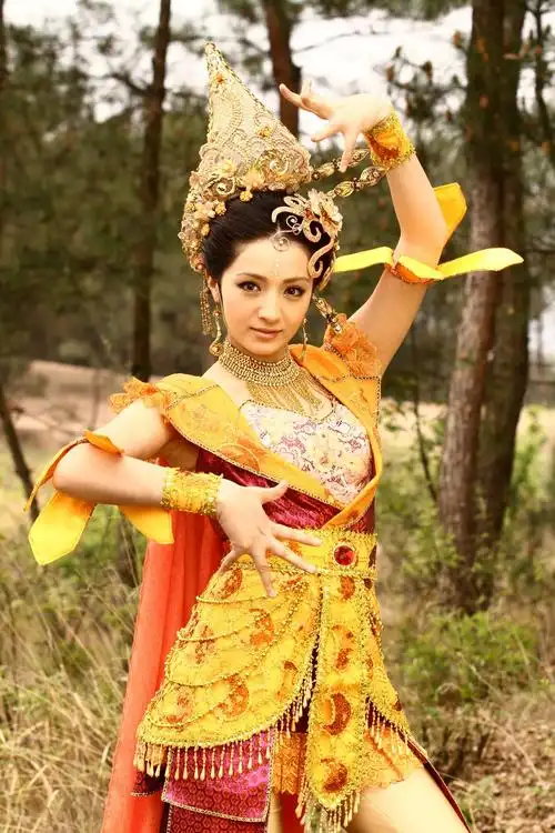 张馨予封神英雄榜高清原图下载,张馨予封神英雄榜_图片大全-壁纸族