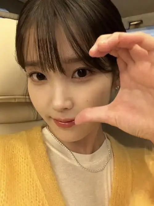 golden hour>电影舞台问候(更新)收获空投自拍 93【cr: guba516】iu