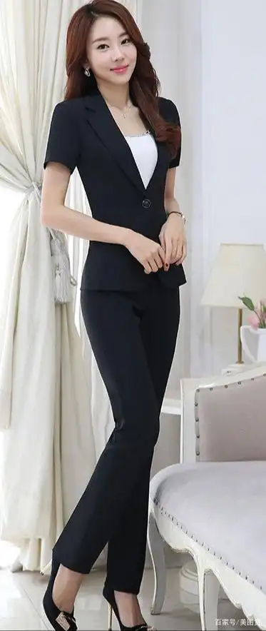 这是我见到的穿ol职业装,最有气质的漂亮女人,身材很棒