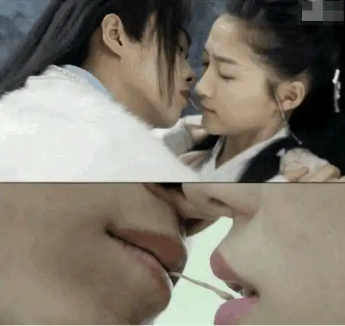 关晓彤因家教严,之前拍影视剧的时候,有吻戏的部分都选择了用吻替