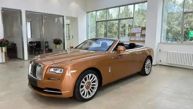 劳斯莱斯曜影敞篷 迷人外观敞篷四座售全国|跑车|古思特|内饰_网易