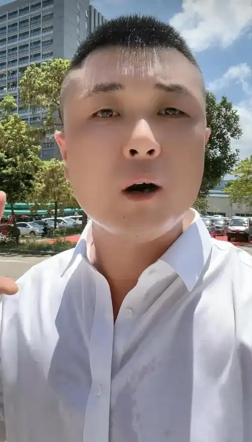 奥斯卡快手网红情感主播太原老葛一个小金人