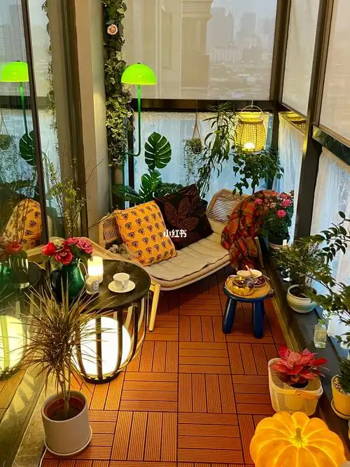 我家里的阳台小花园就是蕞温暖的一角