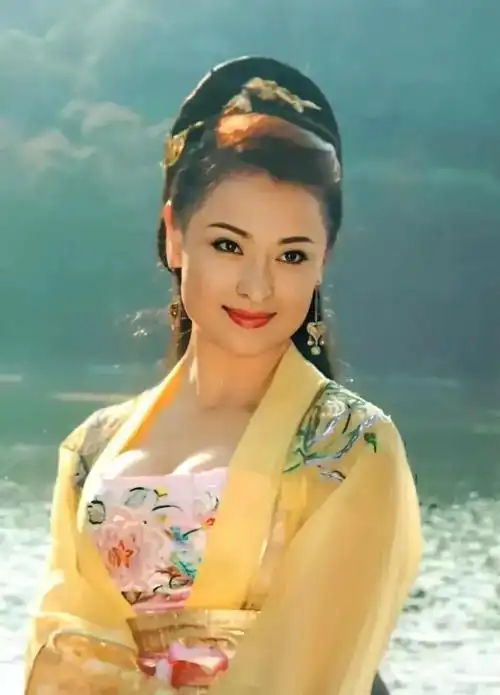 胡军版天龙八部是制作非常成功,但这个女人可能是个败笔