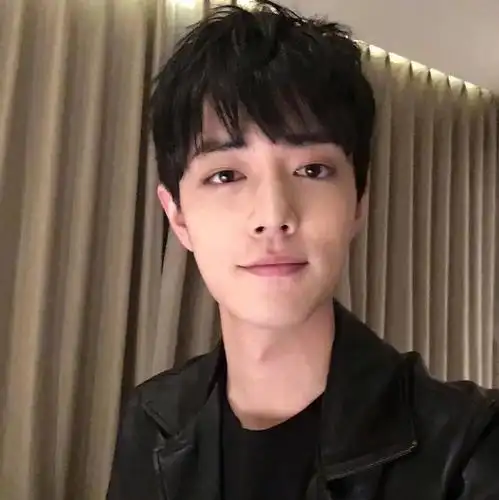 微信头像肖战自拍二