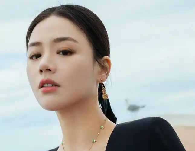 女明星国民扮相盘点,孙俪反差萌,周迅有灵气,最让人难忘的是她