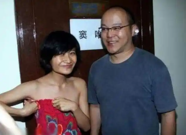 王菲坦言最恨的人, 不是窦唯和李亚鹏! 而是阻止她嫁给谢霆锋的他