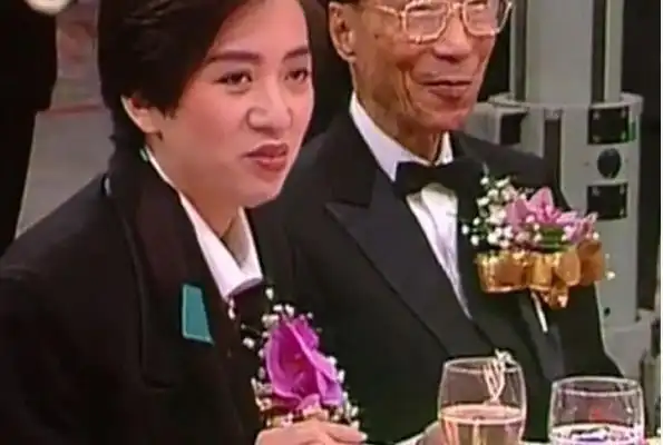 影后恬妞罕谈前夫万梓良直言与其结婚是为了面子今63岁仍单身