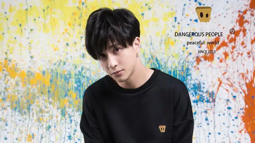 薛之谦帅气广告写真图片桌面壁纸高清大图预览1920x1080_大陆明星下载