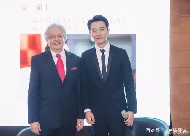 男演员黄轩照片合集