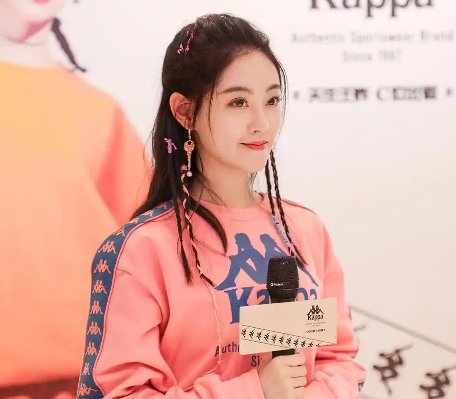 2019年流95的9991侧边编发发型,没有年龄限制哟.