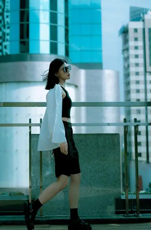 一组城市街拍人像|摄影|人像摄影|nicaaaaa - 原创作品 - 站酷 (zcool