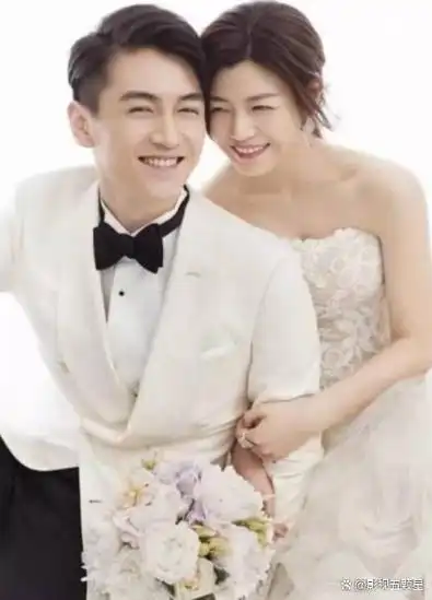 事业巅峰期官宣恋情:鹿晗,陈晓高调,张若昀幸福,有一位已离婚