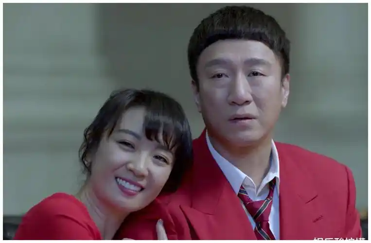 孙红雷被万茜点名,不怕伊能静等人吃醋,50岁还能跳动霹雳舞吗