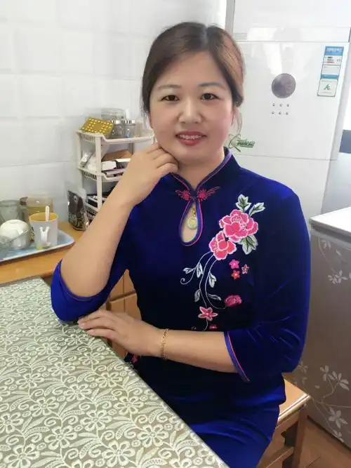 【红姐】妈妈装买家秀中老年真人秀拍摄女装鞋子围巾配饰买家女装