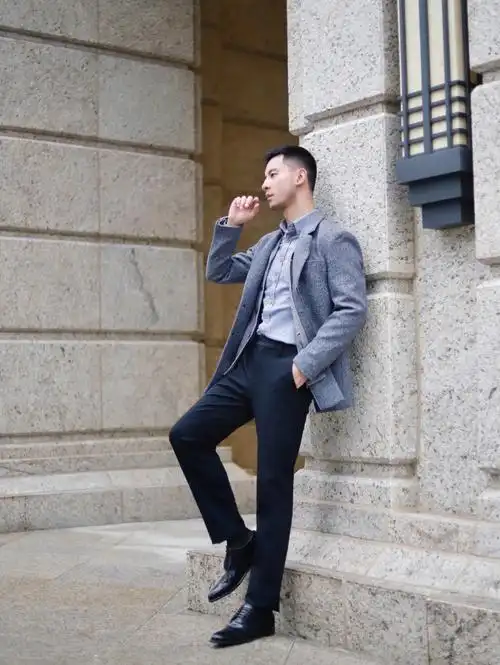男士正装穿搭西装搭黑裤今天我最酷