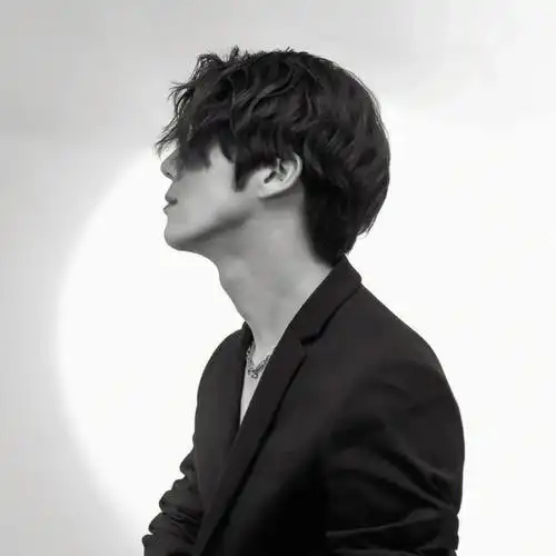 优质男头黑白头像