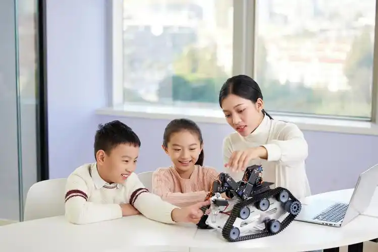 呼和浩特儿童机器人教育培训