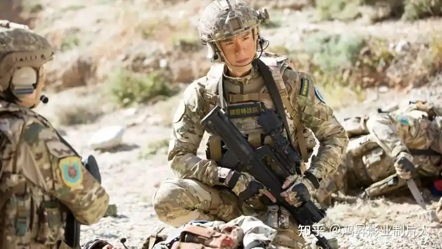 秦昊,李佳航主演的《我们正年轻》,王彦霖,李溪芮主演的《蓝盔特战队