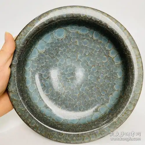 宋官瓷冰片折沿笔洗