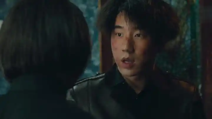 道士下山:房祖名回到家,跟亲爹元华说扫地僧是找了多年的仇人!