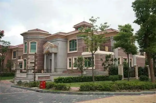 北京最贵豪宅长安一号别墅的开发商,浙江杭州商人,号称中国地产行业的